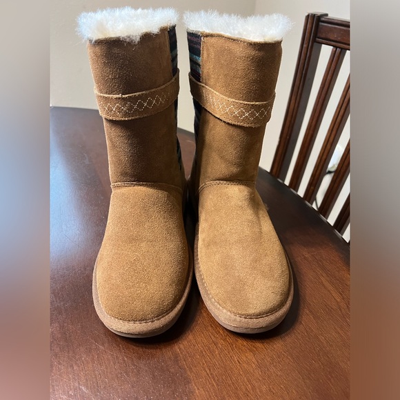 Minnetonka Shoes - Minnetonka Fairmont Size 8 Women